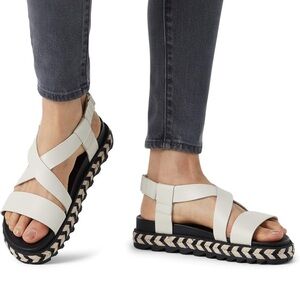 Sorel Roaming Women's Sandals - Black and White